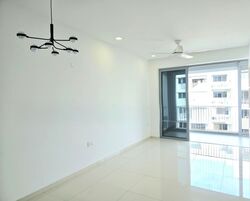Arc at Tampines (D18), Condominium #580187071